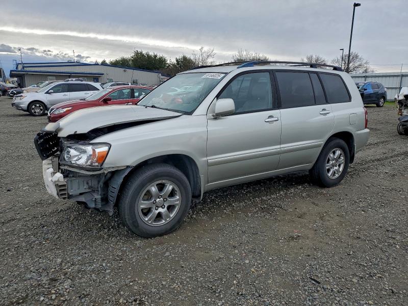 TOYOTA HIGHLANDER 2004 with VIN JTEEP21A240033233 - Photo from auction
