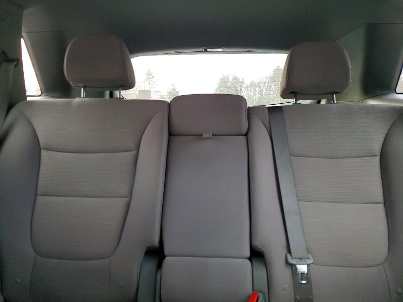 Photo 10 from auction – 2015 KIA SORENTO LX with VIN 5XYKTCA66FG583018