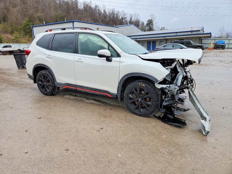 Zdjęcie 4 z aukcji – 2021 SUBARU FORESTER z VIN JF2SKARCXMH563586