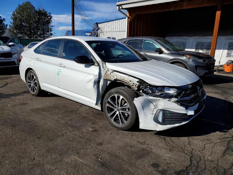 Photo 4 from auction – 2023 VOLKSWAGEN JETTA SPOR with VIN 3VWBM7BU0PM022025