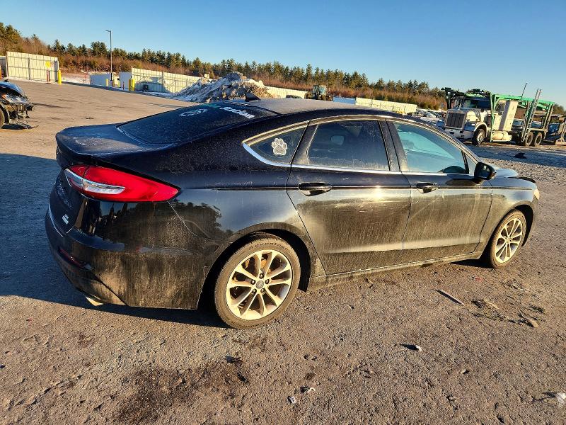 Photo 3 from auction – 2019 FORD FUSION with VIN 3FA6P0HD7KR194063