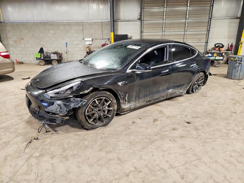 TESLA MODEL 3 2019 with VIN 5YJ3E1EA5KF396033 - Photo from auction