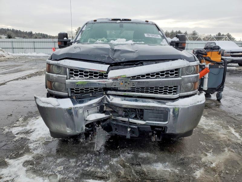 Photo 5 from auction – 2019 CHEVROLET SILVERADO with VIN 1GC1KREG8KF157963