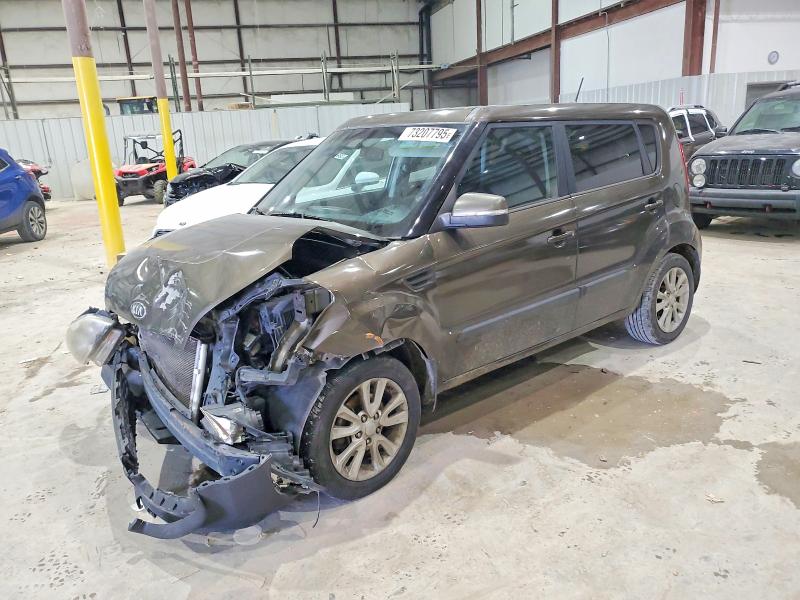 KIA SOUL 2013 with VIN KNDJT2A65D7489213 - Photo from auction