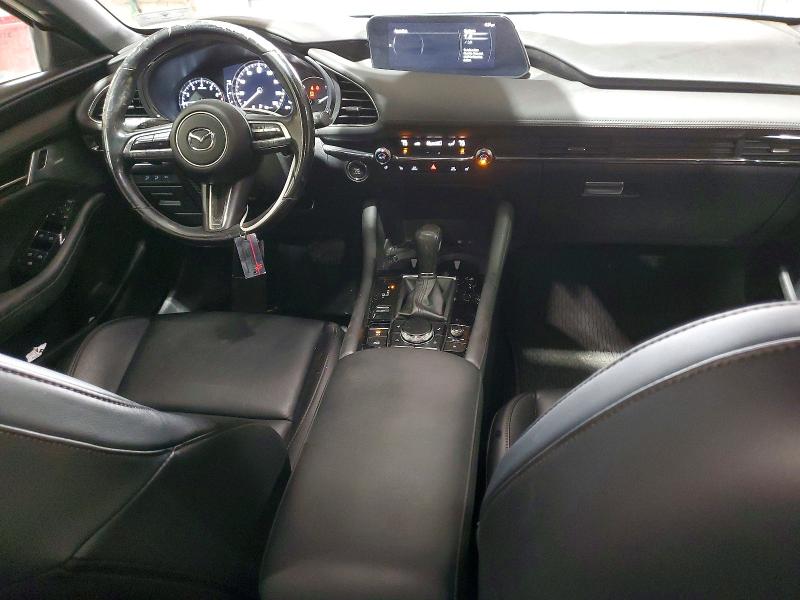 Photo 8 from auction – 2021 MAZDA 3 with VIN JM1BPBJY4M1400468