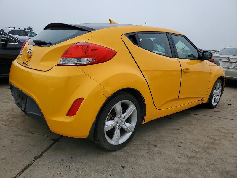 Photo 3 from auction – 2013 HYUNDAI VELOSTER with VIN KMHTC6AD7DU177485