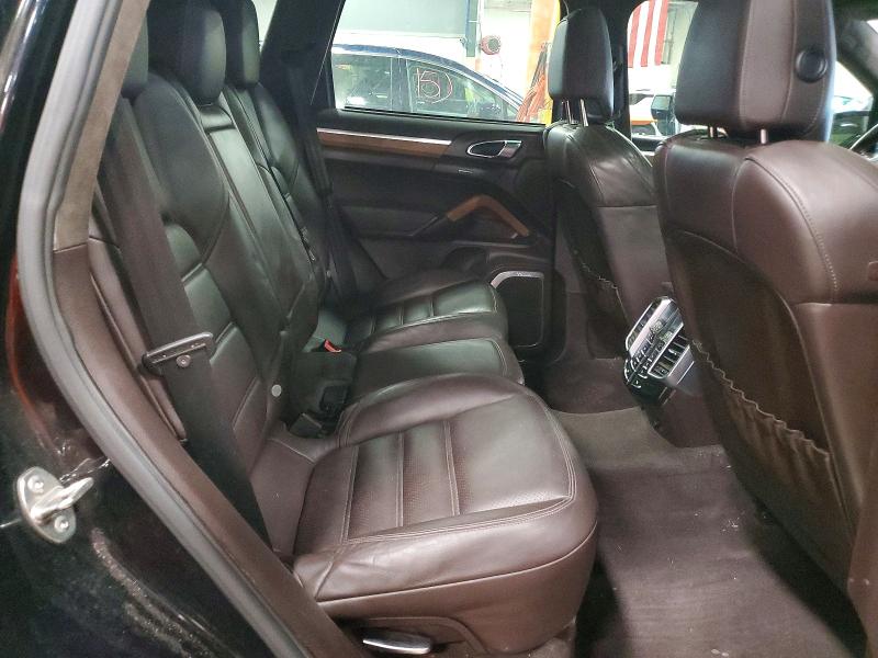 Photo 11 from auction – 2012 PORSCHE CAYENNE TU with VIN WP1AC2A24CLA82615