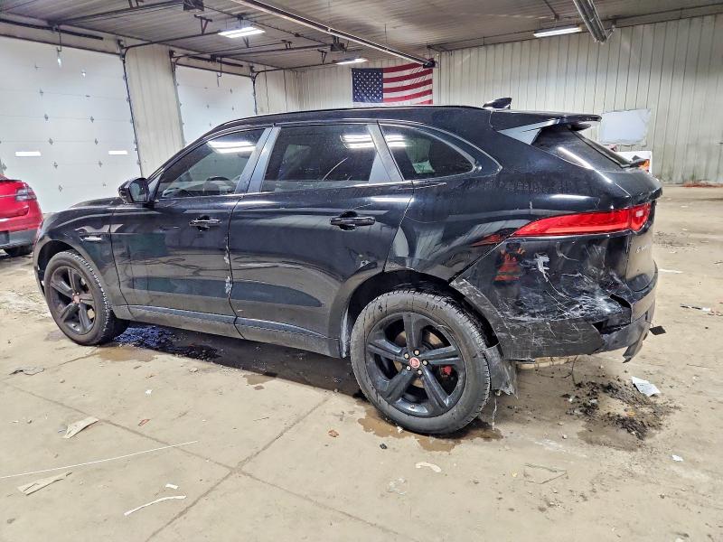 Photo 2 from auction – 2017 JAGUAR F-PACE R - with VIN SADCL2BV5HA491040