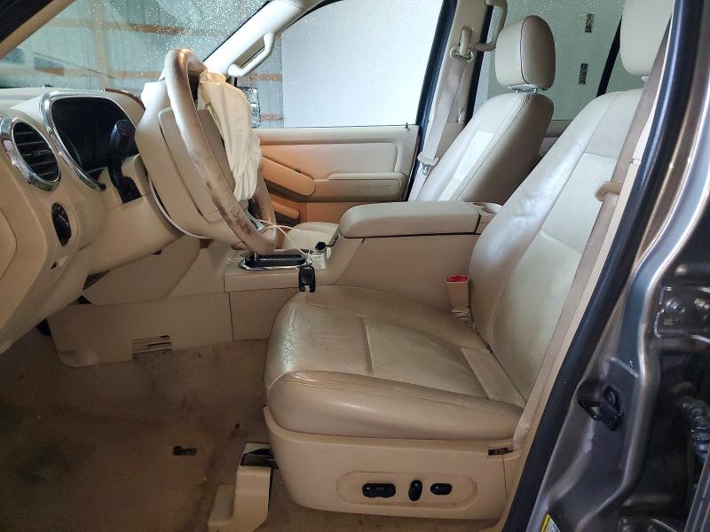 Photo 7 from auction – 2006 FORD EXPLORER E with VIN 1FMEU74E56UB64172