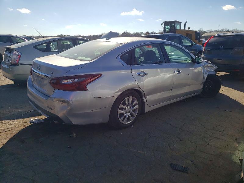 Photo 3 from auction – 2018 NISSAN ALTIMA with VIN 1N4AL3AP4JC169095