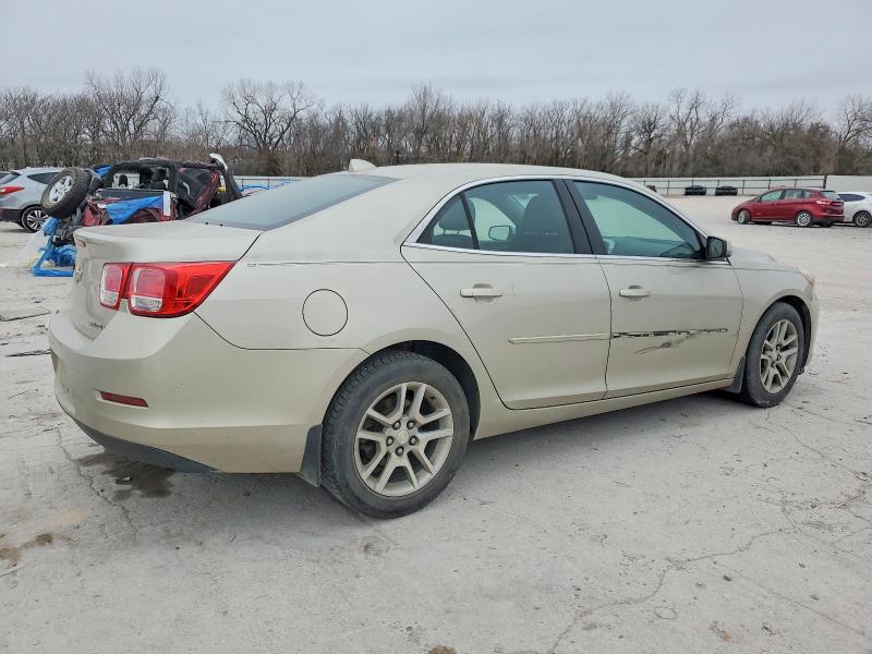 Photo 3 from auction – 2014 CHEVROLET MALIBU 1LT with VIN 1G11C5SL8EF241074