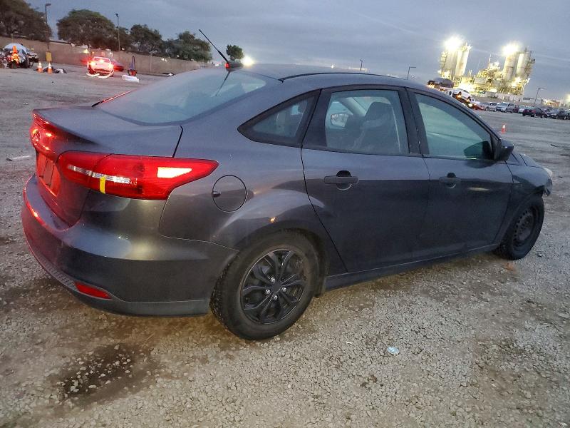 Photo 3 from auction – 2016 FORD FOCUS with VIN 1FADP3E21GL362250