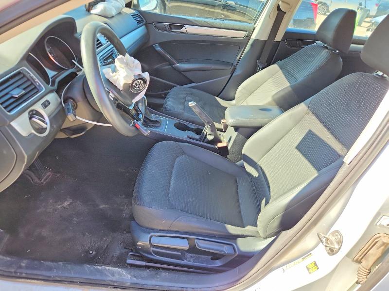 Photo 7 from auction – 2016 VOLKSWAGEN PASSAT with VIN 1VWAT7A3XGC022705