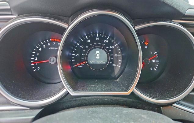 Photo 9 from auction – 2015 KIA OPTIMA LX with VIN 5XXGM4A72FG402812