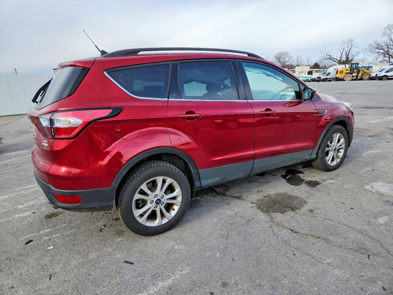 Photo 3 from auction – 2018 FORD ESCAPE with VIN 1FMCU0HDXJUD14642