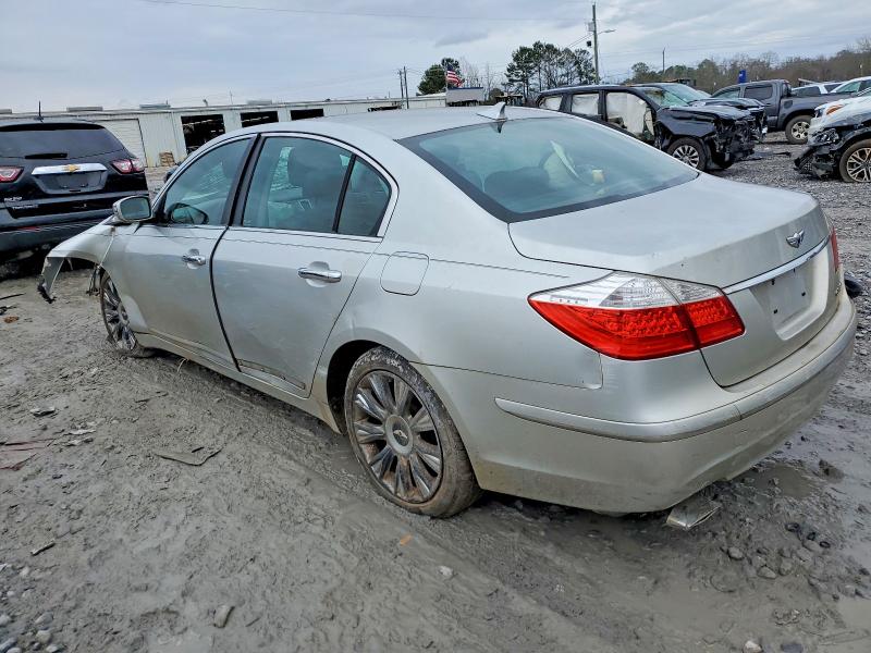 Photo 2 from auction – 2010 HYUNDAI GENESIS 3. with VIN KMHGC4DE9AU075286
