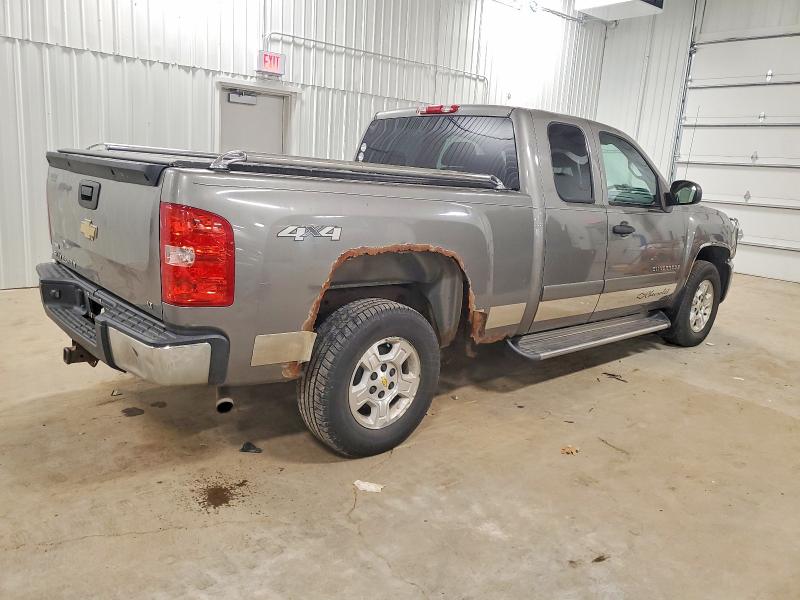 Photo 3 from auction – 2008 CHEVROLET SILVERADO with VIN 1GCEK19068Z208268