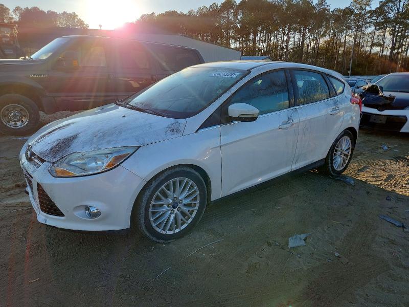 FORD FOCUS SEL 2012 with VIN 1FAHP3M27CL351914 - Photo from auction