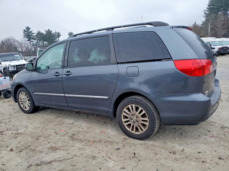 Photo 2 from auction – 2009 TOYOTA SIENNA with VIN 5TDBK22C19S022380