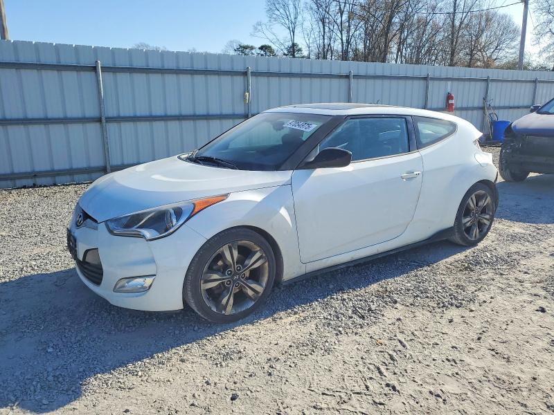 Photo 1 from auction – 2017 HYUNDAI VELOSTER with VIN KMHTC6AD9HU317767