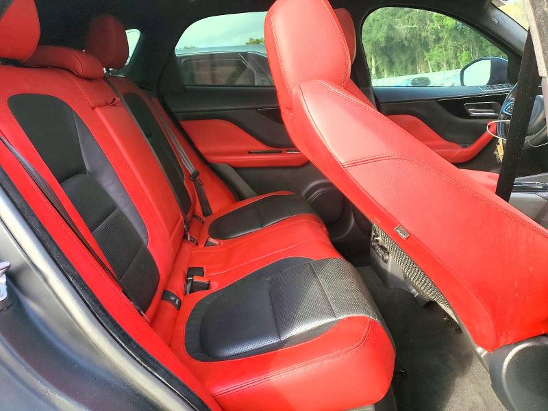 Photo 10 from auction – 2018 JAGUAR F-PACE S with VIN SADCM2FV6JA261911