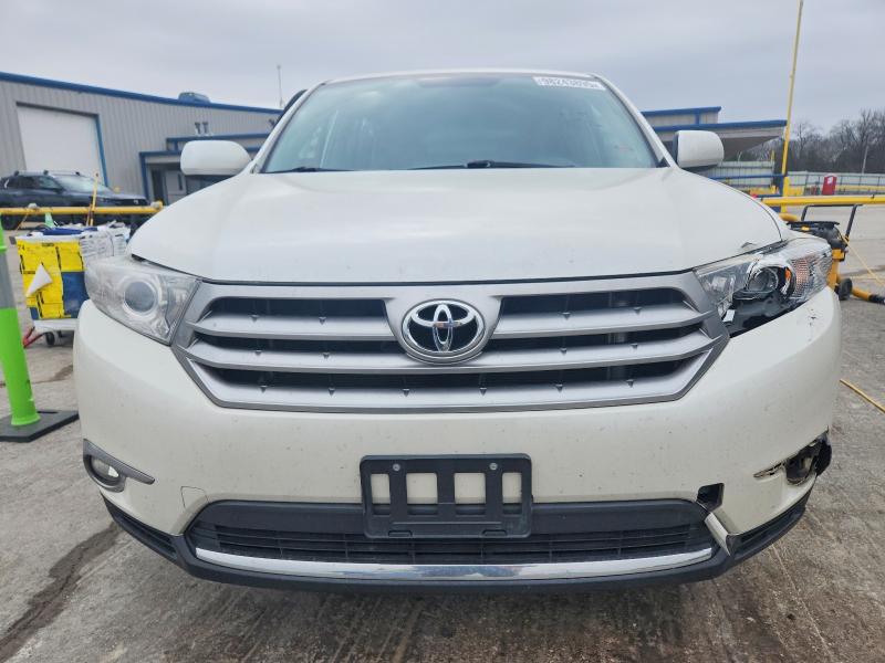 Photo 5 from auction – 2013 TOYOTA HIGHLANDER with VIN 5TDZK3EH2DS132276
