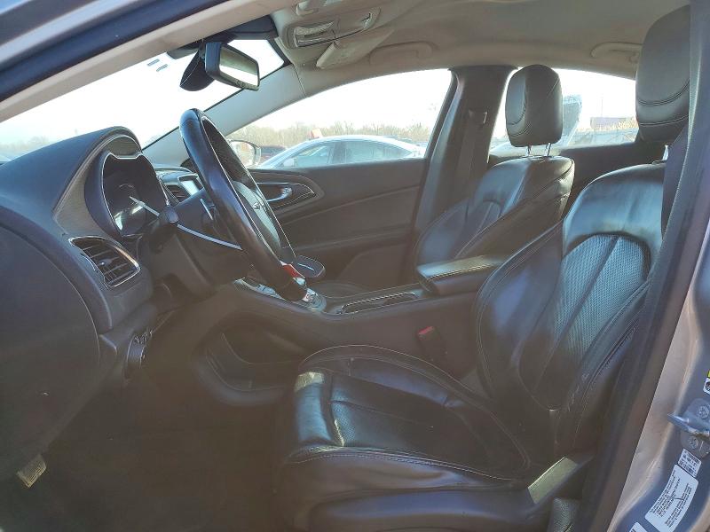 Photo 7 from auction – 2015 CHRYSLER 200 C with VIN 1C3CCCEG8FN512584