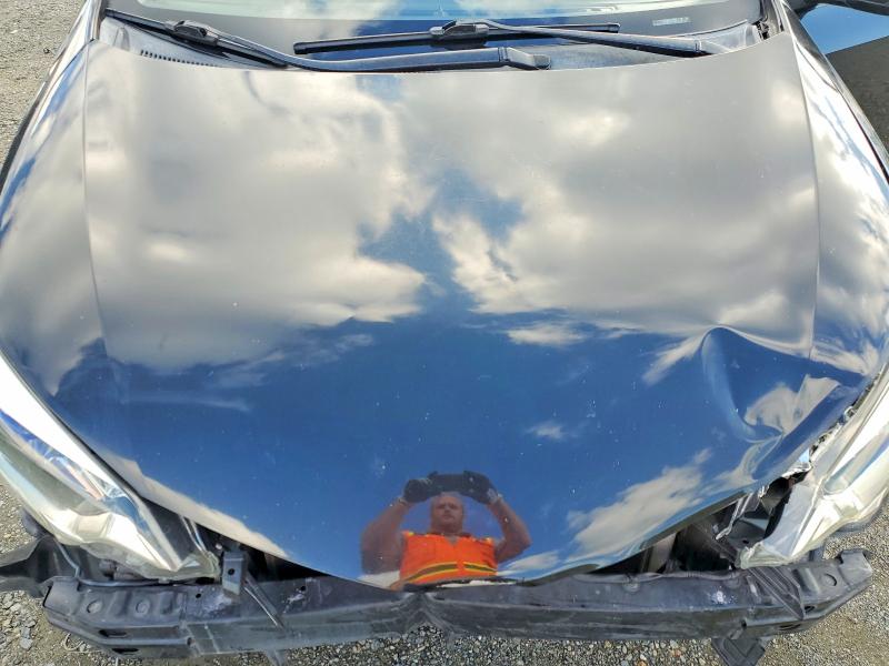 Photo 11 from auction – 2014 TOYOTA COROLLA L with VIN 5YFBURHE4EP028902
