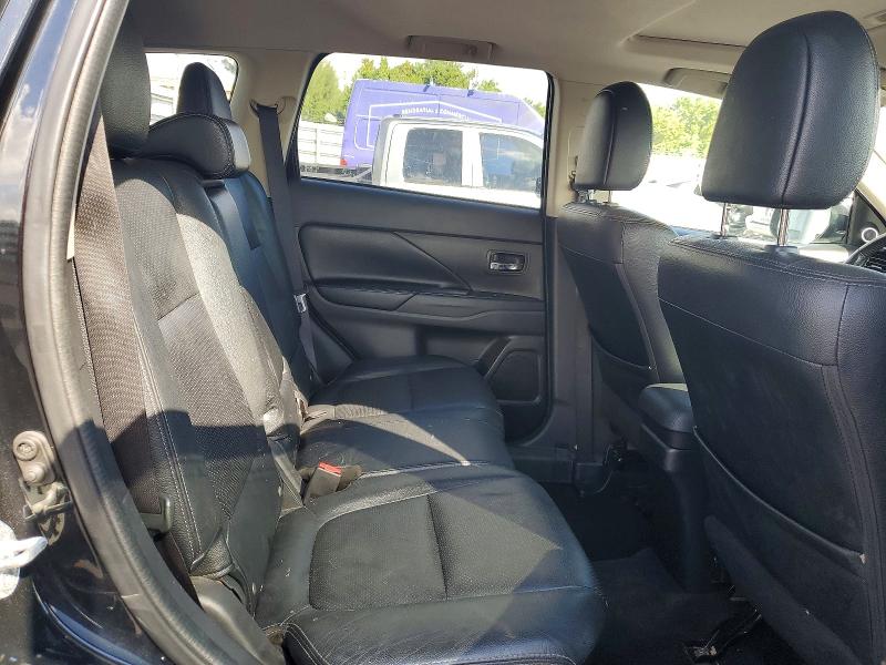Photo 11 from auction – 2016 MITSUBISHI OUTLANDER with VIN JA4AZ3A37GZ010464