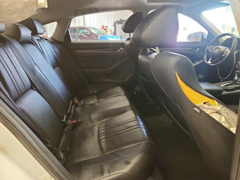Photo 10 from auction – 2018 HONDA ACCORD with VIN 1HGCV1F90JA085574