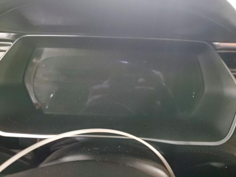 Photo 9 from auction – 2015 TESLA MODEL S with VIN 5YJSA1E24FF116589