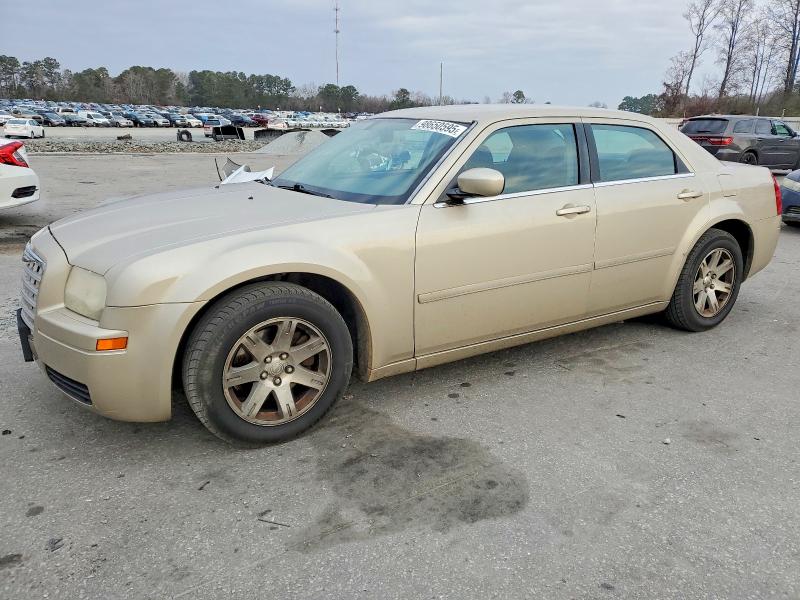 CHRYSLER 300 2006 with VIN 2C3LA43RX6H480892 - Photo from auction
