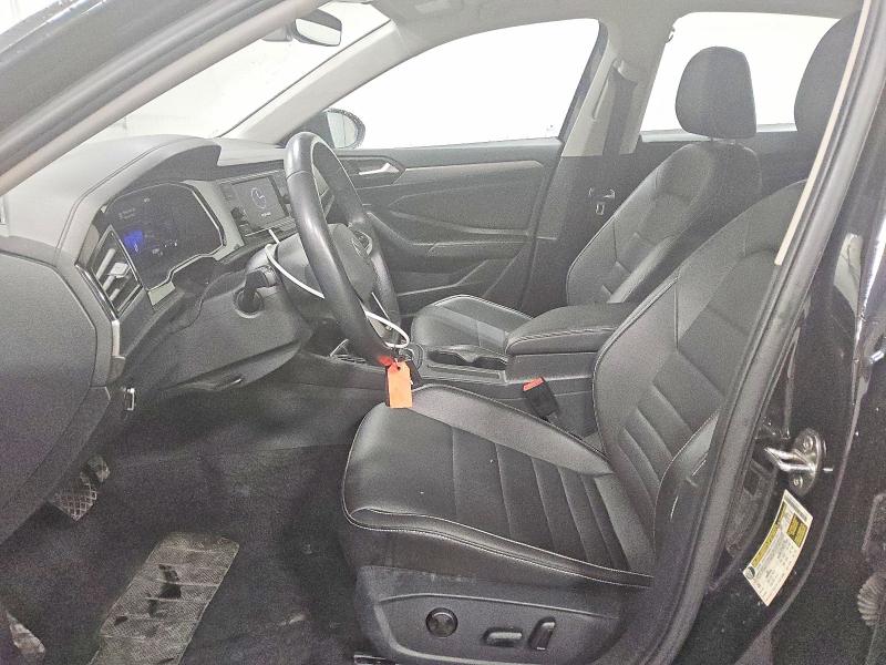 Photo 7 from auction – 2024 VOLKSWAGEN JETTA SE with VIN 3VWEM7BU2RM042065