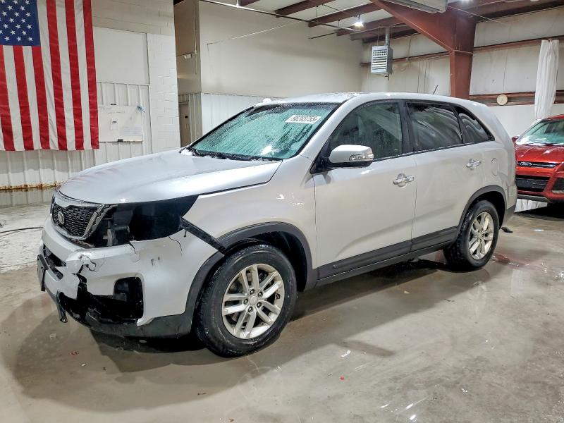 KIA SORENTO 2015 with VIN 5XYKT3A6XFG590179 - Photo from auction