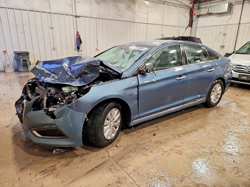 HYUNDAI SONATA HYB 2016 with VIN KMHE24L13GA010856 - Photo from auction