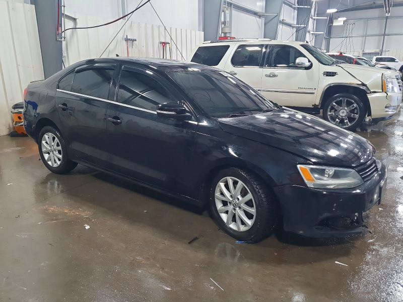 Photo 4 from auction – 2014 VOLKSWAGEN JETTA with VIN 3VWD07AJ9EM388087