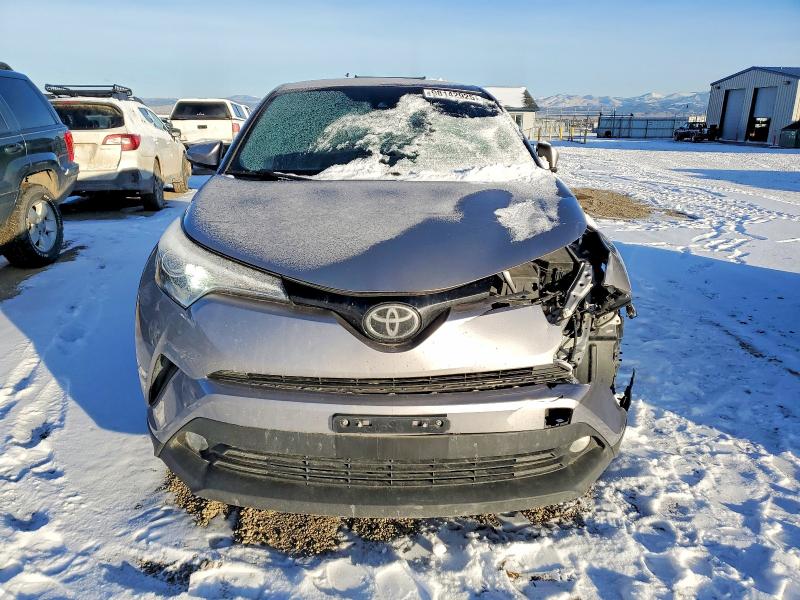 Photo 5 from auction – 2018 TOYOTA C-HR XLE with VIN NMTKHMBX6JR040440