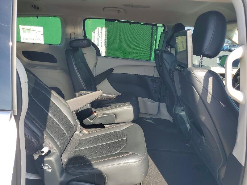 Photo 11 from auction – 2017 CHRYSLER PACIFICA with VIN 2C4RC1EG7HR669457