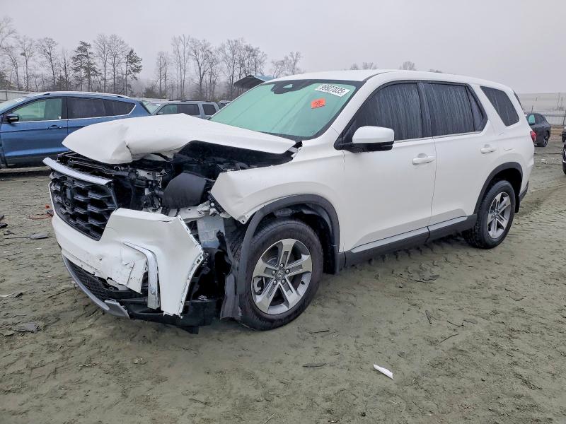 HONDA PILOT EXL 2025 with VIN 5FNYG1H48SB086108 - Photo from auction