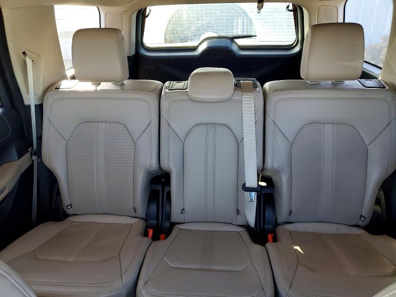 Photo 10 from auction – 2024 FORD EXPEDITION with VIN 1FMJU2A8XREA41529