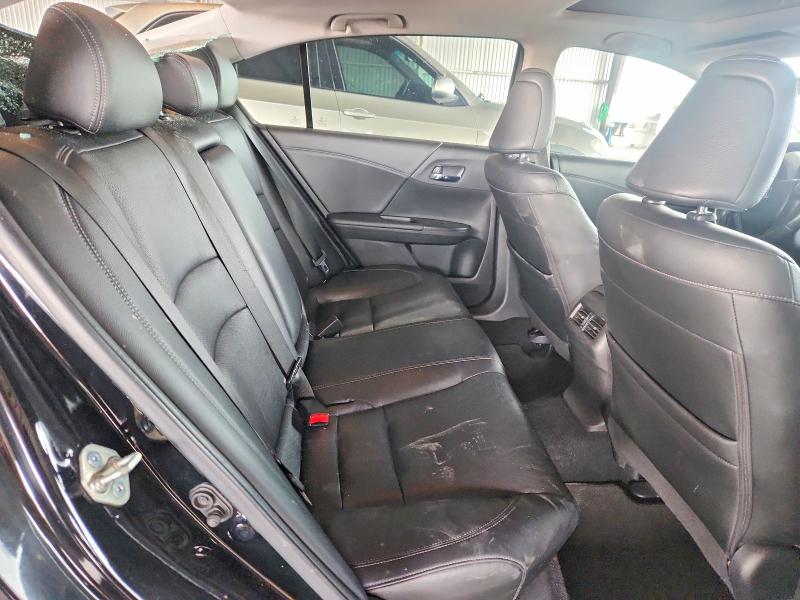 Photo 10 from auction – 2015 HONDA ACCORD with VIN 1HGCR2F83FA077218