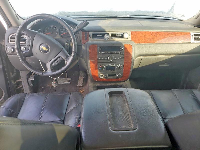 Photo 8 from auction – 2010 CHEVROLET SILVERADO with VIN 1GCSKTE37AZ262604