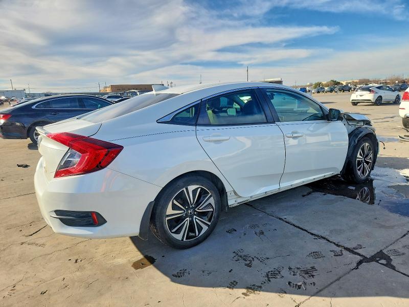 Photo 3 from auction – 2016 HONDA CIVIC EXL with VIN 2HGFC1F71GH632461