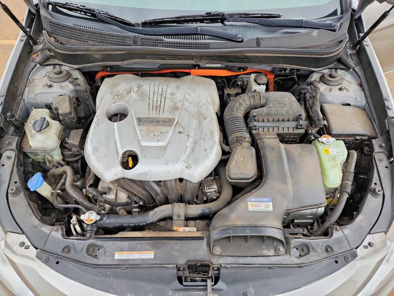 Photo 11 from auction – 2012 HYUNDAI SONATA HYB with VIN KMHEC4A41CA042273