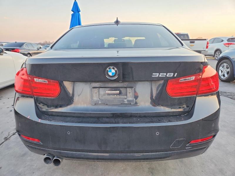 Photo 6 from auction – 2014 BMW 328 I with VIN WBA3A5G5XENP28506