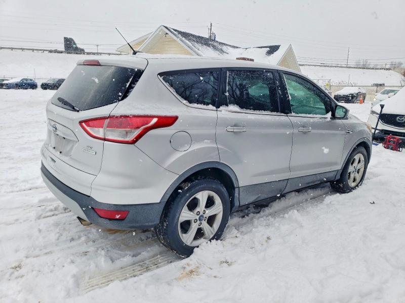 Photo 3 from auction – 2013 FORD ESCAPE SE with VIN 1FMCU0GX0DUB69191