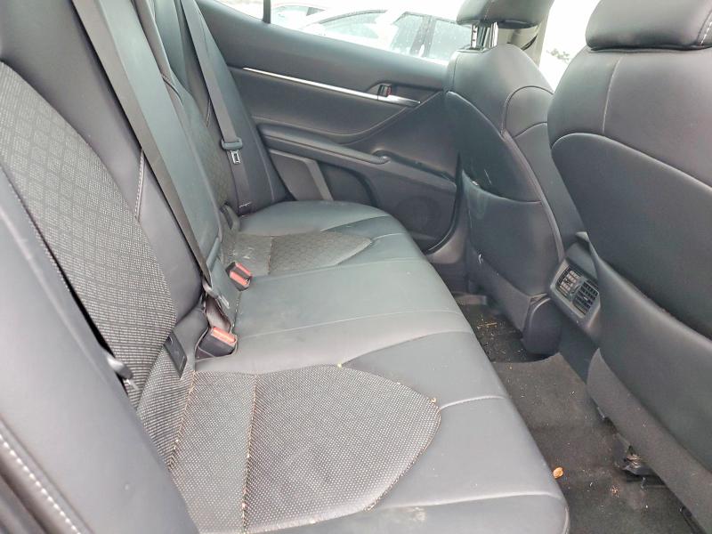 Photo 10 from auction – 2018 TOYOTA CAMRY XSE with VIN 4T1B61HK2JU560840