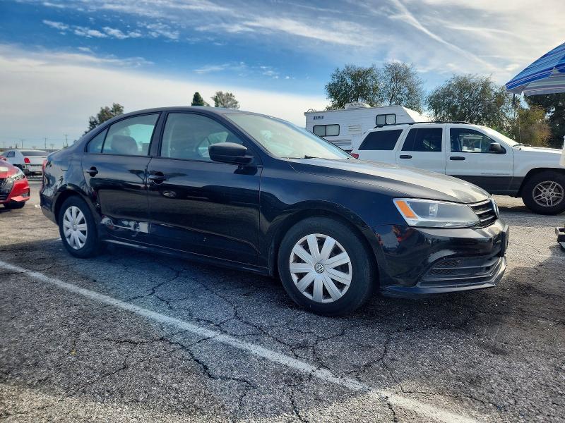 Photo 4 from auction – 2015 VOLKSWAGEN JETTA BASE with VIN 3VW2K7AJ6FM407312