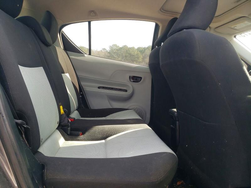 Photo 10 from auction – 2012 TOYOTA PRIUS C with VIN JTDKDTB32C1002322
