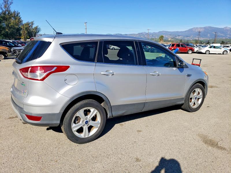 Photo 3 from auction – 2014 FORD ESCAPE SE with VIN 1FMCU0GX5EUD18521